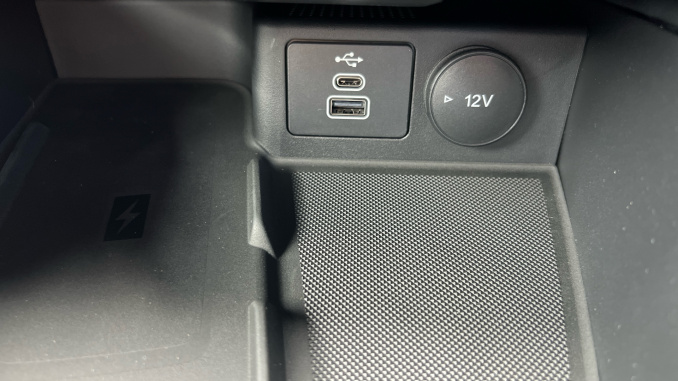 Ford Kuga 2.5 FHEV ST-Line 5dr CVT Hybrid Estate - Image 29